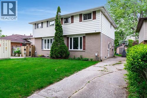 4 Donalda Drive, Chatham, ON 