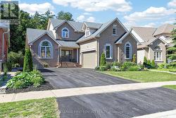 118 CUMMING DRIVE Barrie, ON L4N 0C7
