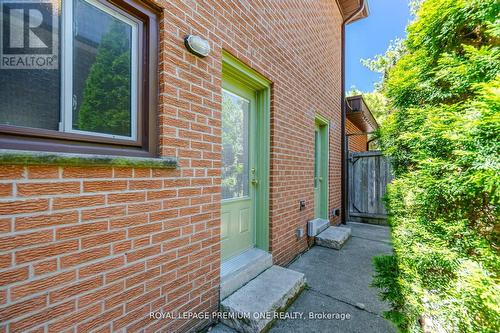 2301 Nikanna Road, Mississauga, ON 