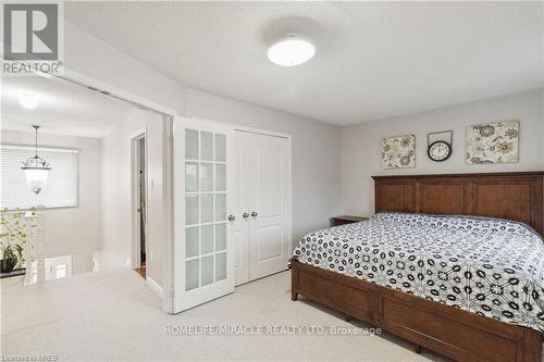 2245 Pathfinder Drive, Burlington, ON 