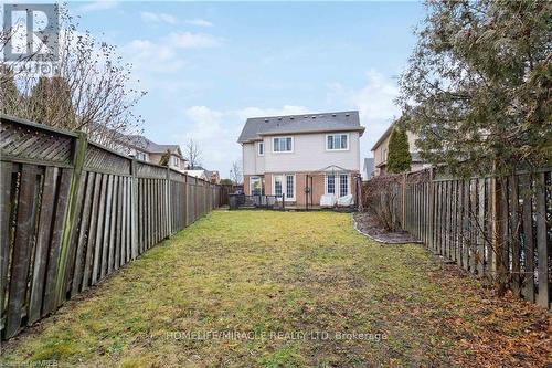 2245 Pathfinder Drive, Burlington, ON 
