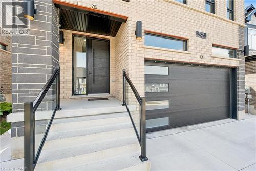552 Nathalie Crescent, Kitchener, ON 