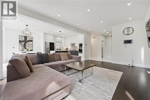 552 Nathalie Crescent, Kitchener, ON 