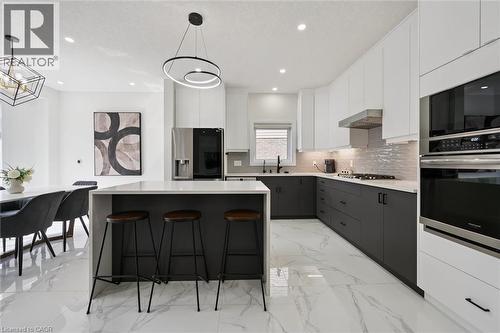 552 Nathalie Crescent, Kitchener, ON 