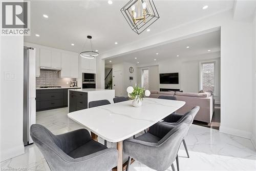 552 Nathalie Crescent, Kitchener, ON 