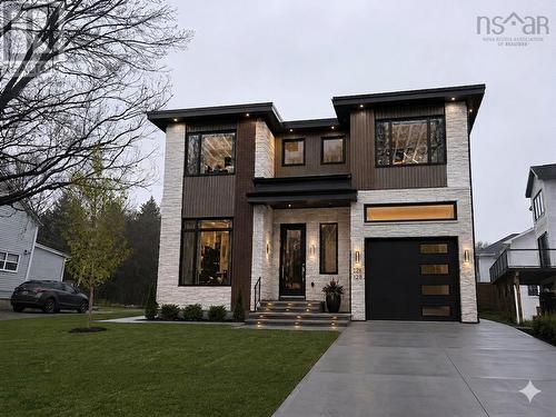 14 Crest Drive, Dartmouth, NS 