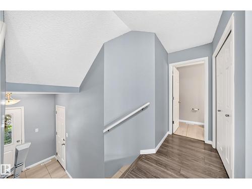 2305 68 St Sw, Edmonton, AB 