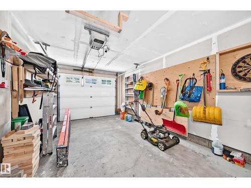 2305 68 St Sw, Edmonton, AB 