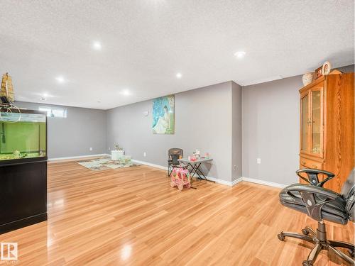 10527 134A Av Nw, Edmonton, AB 