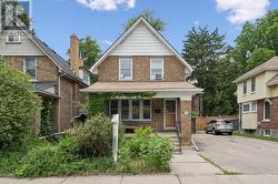 149 LONDON ROAD W  Guelph (Exhibition Park), ON N1H 2C2