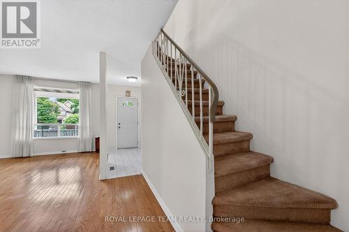 274 Breezehill Avenue S, Ottawa, ON 