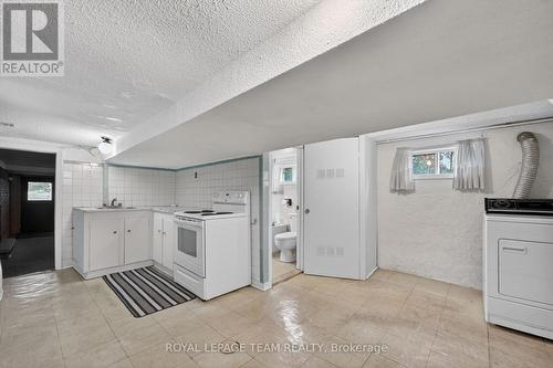 274 Breezehill Avenue S, Ottawa, ON 