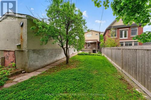 274 Breezehill Avenue S, Ottawa, ON 