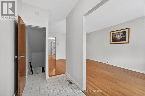 274 Breezehill Avenue S, Ottawa, ON 
