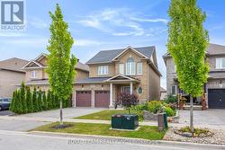 218 RICHARDSON CRESCENT  Bradford West Gwillimbury, ON L3Z 0R6