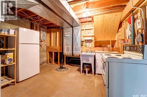 703 Candle Court, Saskatoon, SK 