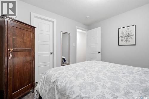 6920 Maple Ridge Drive, Regina, SK 