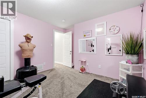 6920 Maple Ridge Drive, Regina, SK 