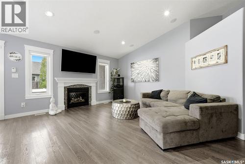 6920 Maple Ridge Drive, Regina, SK 