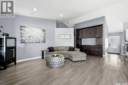 6920 Maple Ridge Drive, Regina, SK 