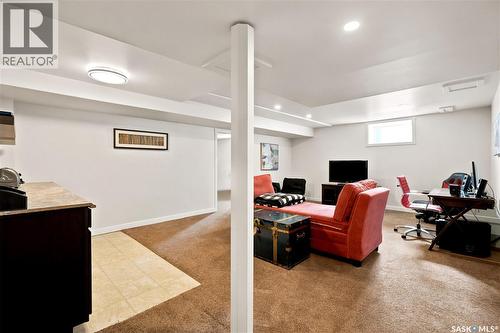 35 Penfold Place, Regina, SK 