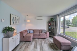 Salon - 