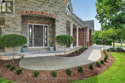 41 Cameron Drive, Hamilton, ON 