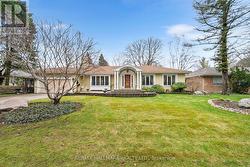 154 VALLEY ROAD  Toronto, ON M2L 1G4