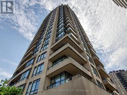 204 - 500 ST.CLAIR AVENUE W Toronto, ON M6C 1A8