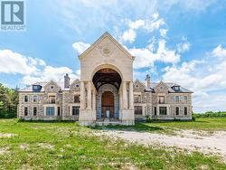 12068 MCCOWAN ROAD  Whitchurch-Stouffville, ON L4A 4C4