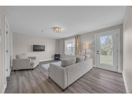 3 Flagstone Dr, Quispamsis, NB 