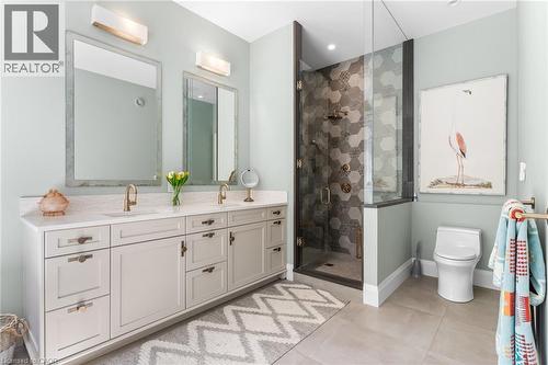 44 Pioneer Ridge Drive, Kitchener, ON 