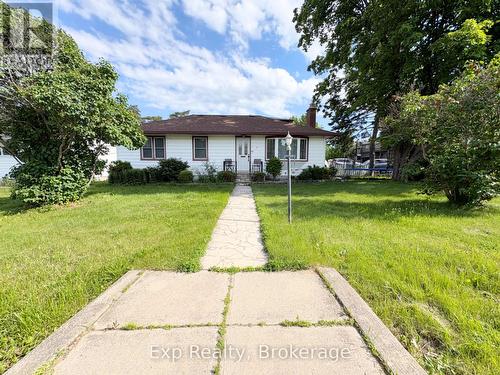 15 REDDEN STREET  Kingston (City Southwest), ON K7M 4K9