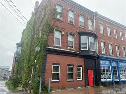 325 Main ST  Saint John, NB E2K 1H7