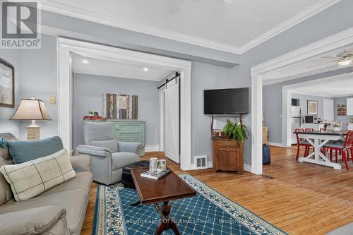 21 Lakeview Avenue W, Kearney, ON 