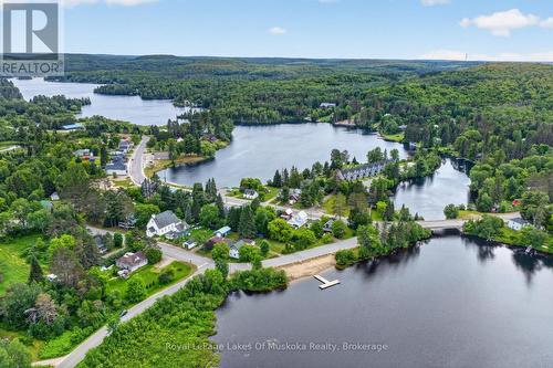 21 Lakeview Avenue W, Kearney, ON 