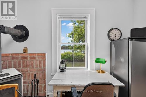 21 Lakeview Avenue W, Kearney, ON 