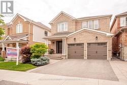 33 RICHARD UNDERHILL AVENUE  Whitchurch-Stouffville, ON L4A 0J1