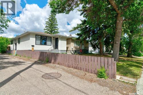 2552 Elliott Street E, Regina, SK 