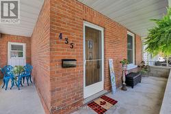 Welcoming curb appeal - 