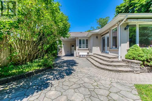 1602 Lincolnshire Boulevard, Mississauga, ON 