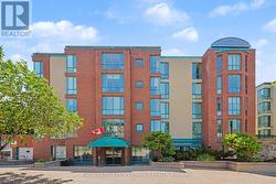 304 - 340 CENTRUM BOULEVARD Ottawa, ON K1E 3W1