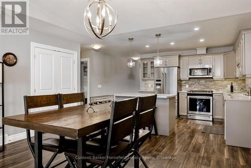 12 Devon Drive E, South Huron (Exeter), ON 