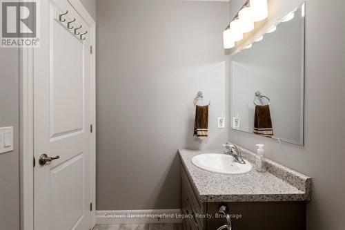 12 Devon Drive E, South Huron (Exeter), ON 