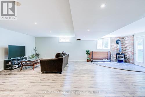 6072 5Th Side Road, Innisfil, ON 