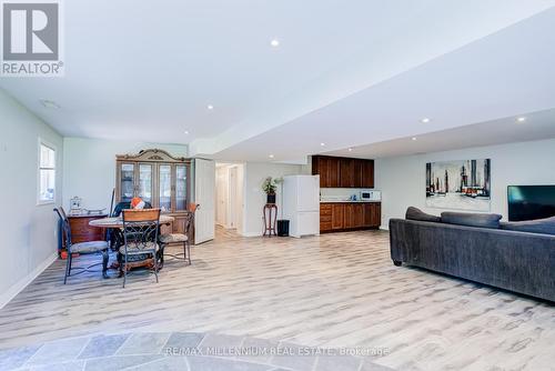 6072 5Th Side Road, Innisfil, ON 