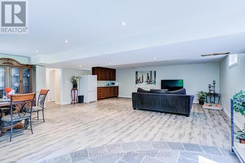 6072 5Th Side Road, Innisfil, ON 