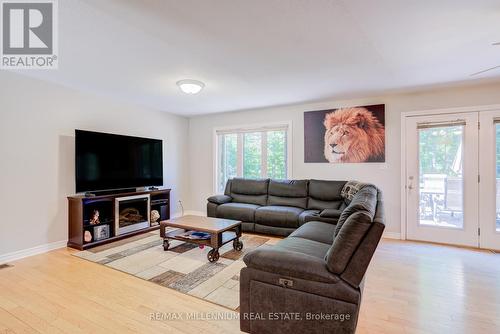 6072 5Th Side Road, Innisfil, ON 