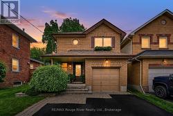 100 QUEEN STREET  Clarington (Bowmanville), ON L1C 1M6