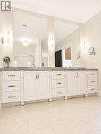 Ensuite - 
